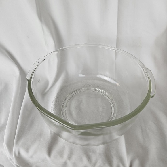 Fire King Bowl For Sunbeam MixMaster Large Clear Glass Mixing 9.5" W/ Spout - Picture 2 of 5